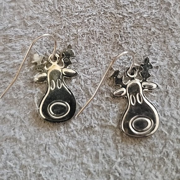 Dangle Silver Tone Reindeer Hook Style Earrings - Christmas Holidays Cute - Picture 2 of 3